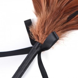 Tickler de Plumas Corto